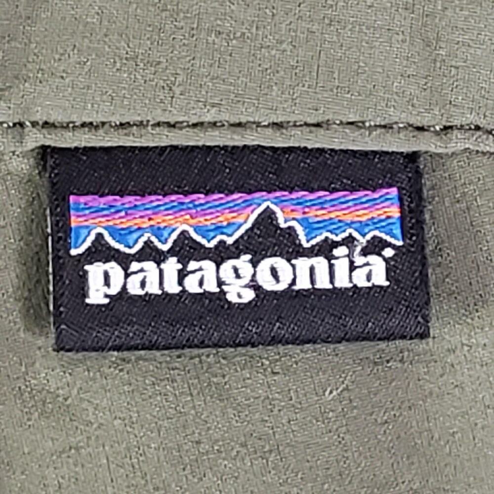 Patagonia Quandary Cargo Shorts Men's Size 32 Green Hiking Outdoor Zip Pocket - Picture 6 of 11